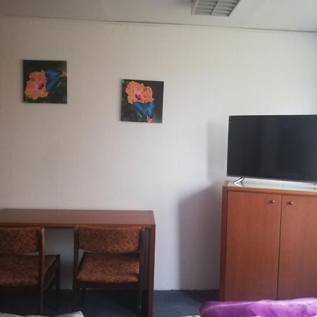 Tws Pension An Der B1 Magdeburg Room photo